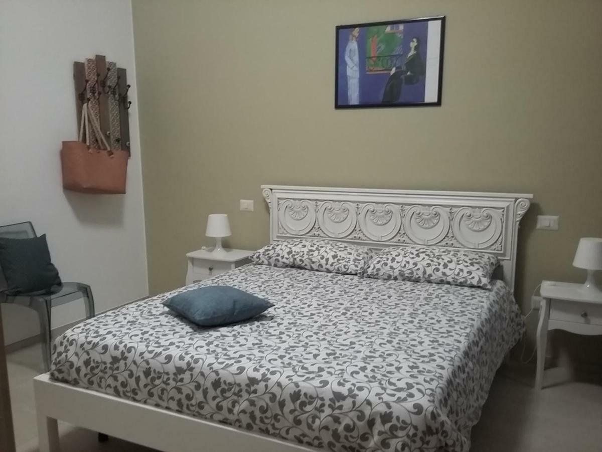 Appartamento Stefania Castro  Екстер'єр фото